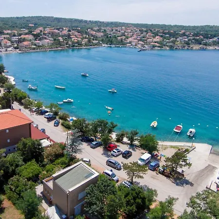 By The Sea Silo, Krk - 18731 Apartman